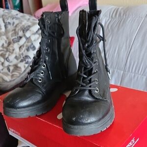Kohl's Black Combat Boots for Women